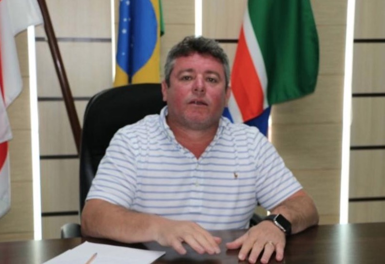 Justiça Federal bloqueia R$ 1,4 milhão de prefeito de Lábrea por improbidade administrativa