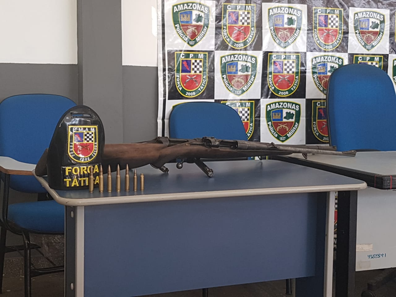 Operação Amazonas Seguro apreende dois fuzis e um adolescente em Manaus