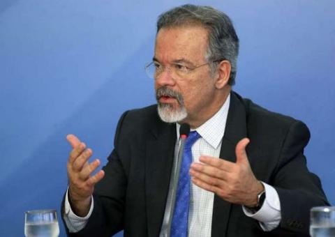 Candidatos à presidência passarão a contar com 25 seguranças, diz ministro 