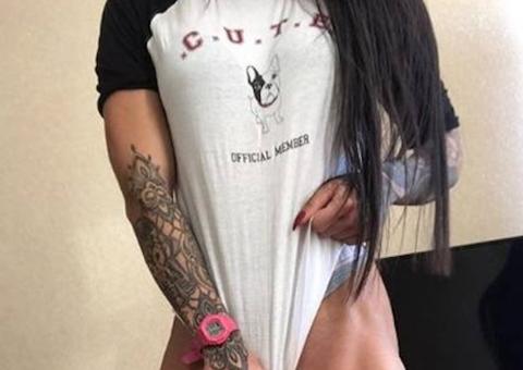 Miss 'Bumbum de Ferro' choca internet ao revelar tamanho das pernas