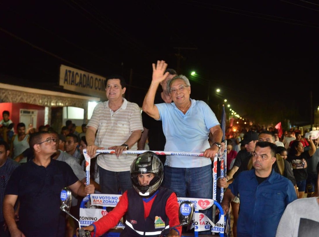 Amazonino Mendes recebe declaração de apoio em Carauari 