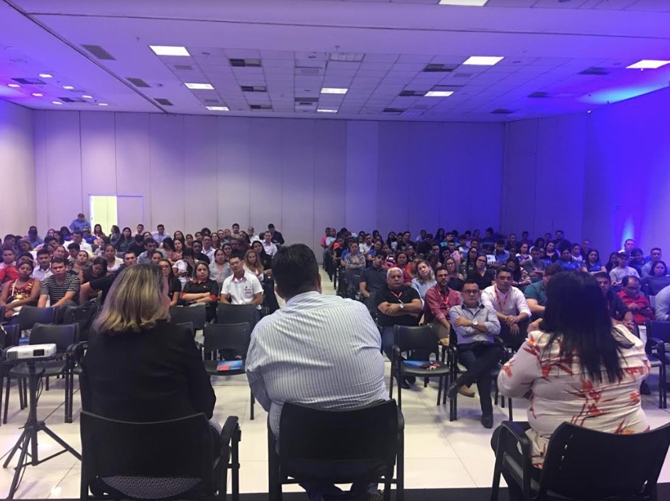 Visa Manaus orienta supermercados sobre cuidados com alimentos