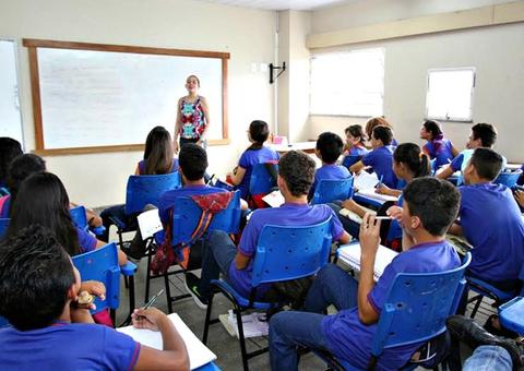 No Amazonas, professores devem receber nova parcela do abono do Fundeb em outubro