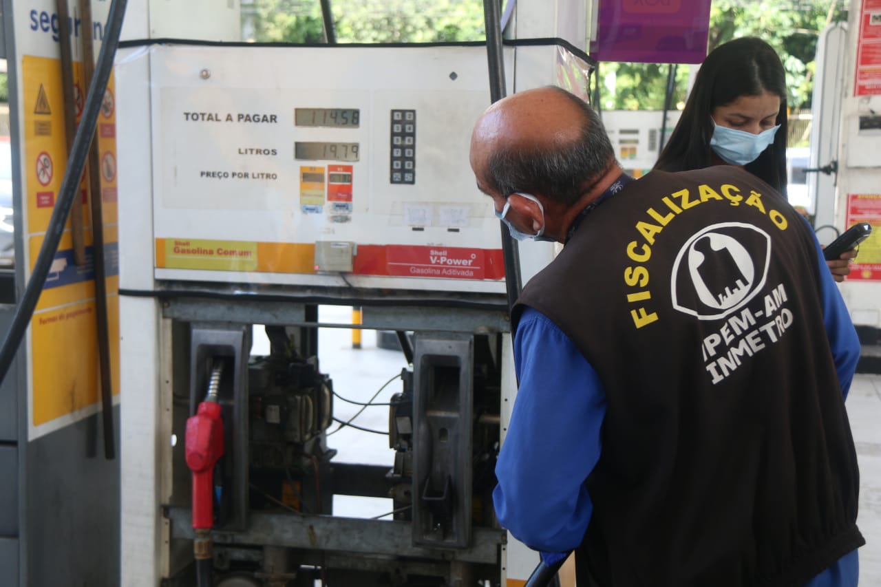 Postos de combustíveis são notificados após irregularidades encontradas no Amazonas