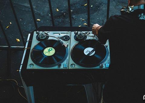 Programação cultural promove Batalha de DJ's no Centro de Manaus