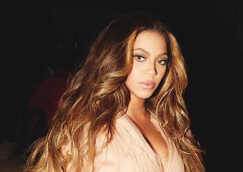 Ex-baterista acusa Beyoncé de fazer magia negra e usar feitiço para abusá-la sexualmente