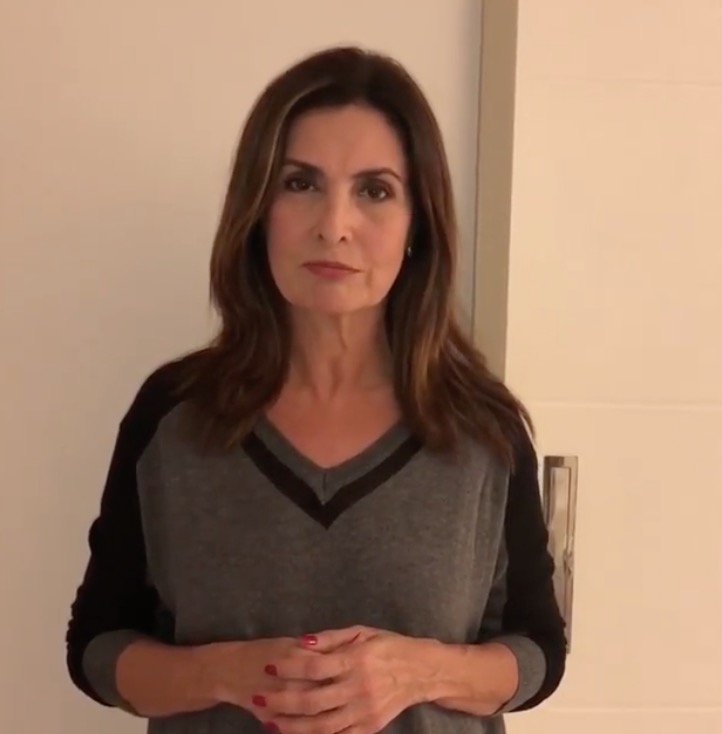 Fátima Bernardes rebate acusação de ter reformado casa de agressor de Bolsonaro