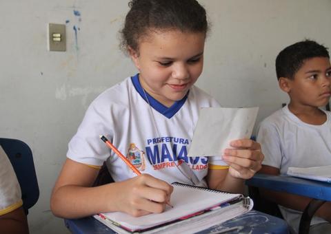 Em Manaus, escola estimula produção de textos com uso de fotografias