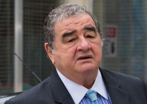 Ator Otávio Augusto passa mal e é internado em hospital no Rio