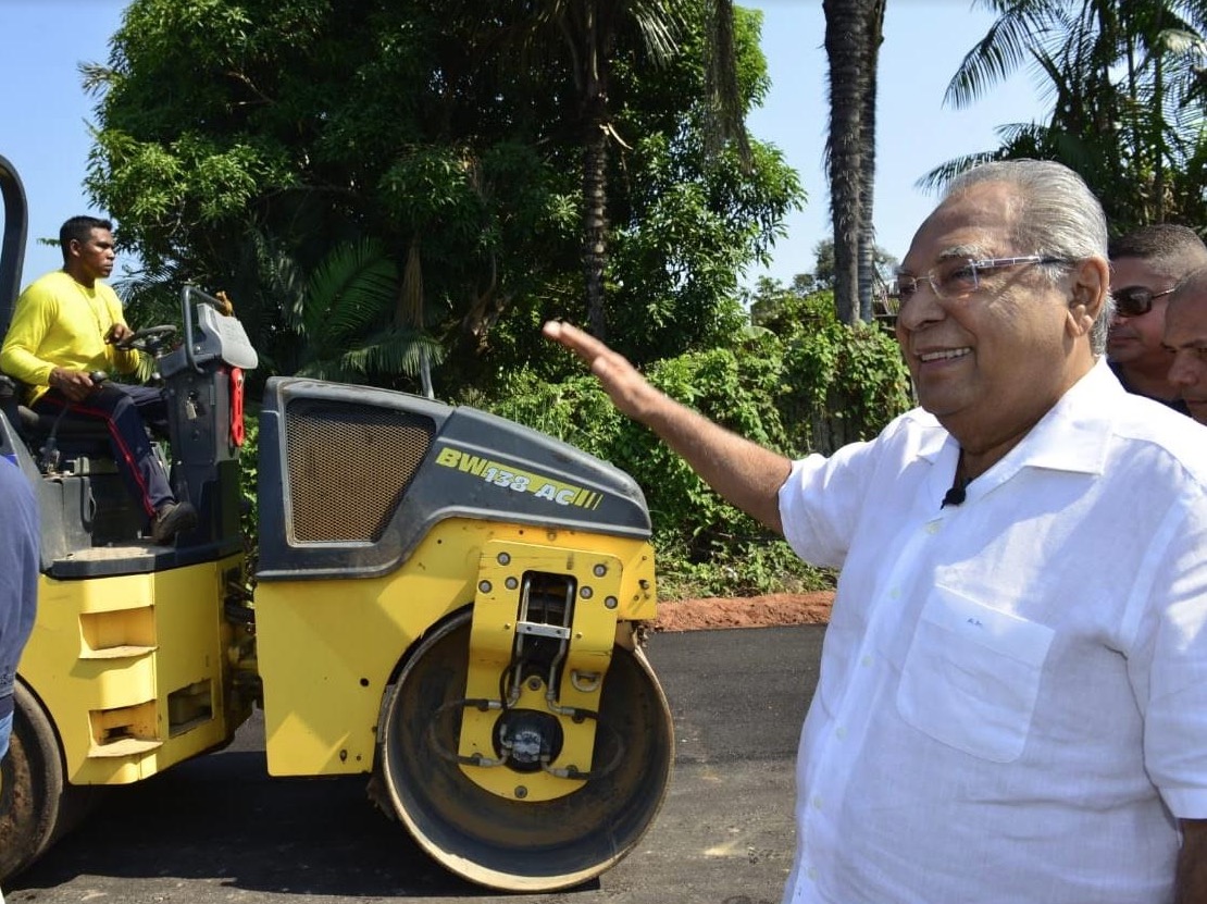 TRE derruba decisão que proíbe Amazonino de visitar obras e divulgá-las em campanha