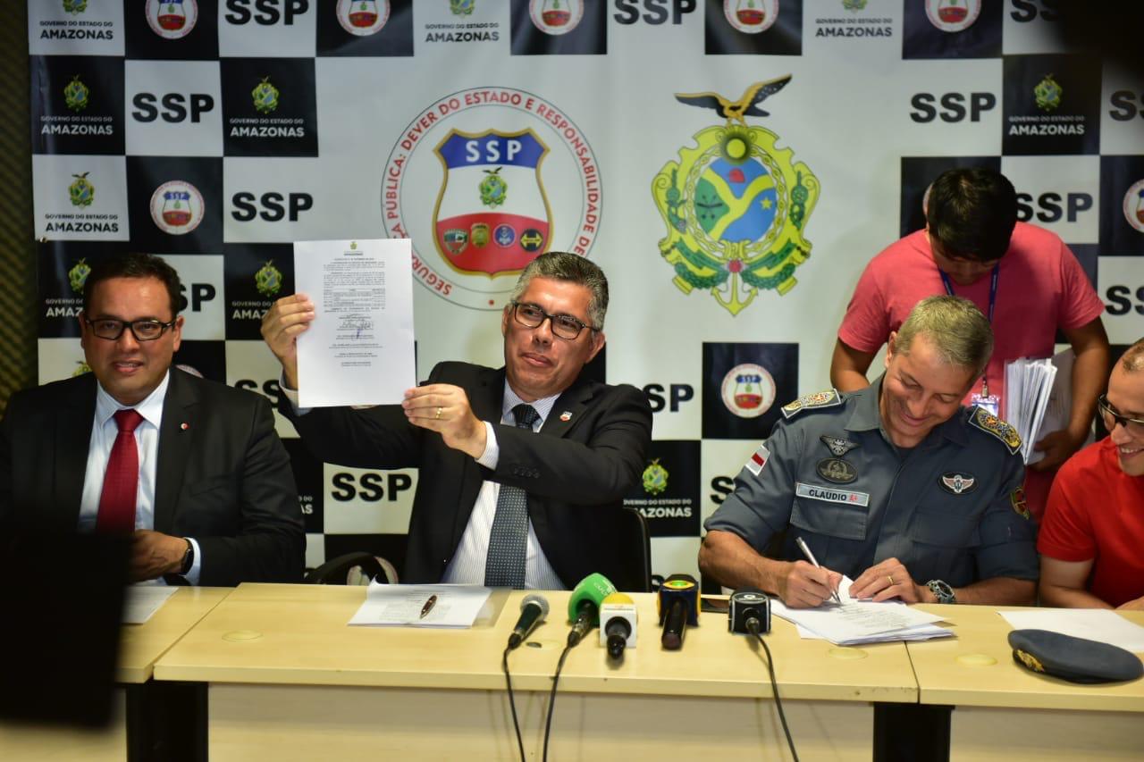 Governo do Amazonas anuncia promoção de 1,9 mil policiais militares e bombeiros