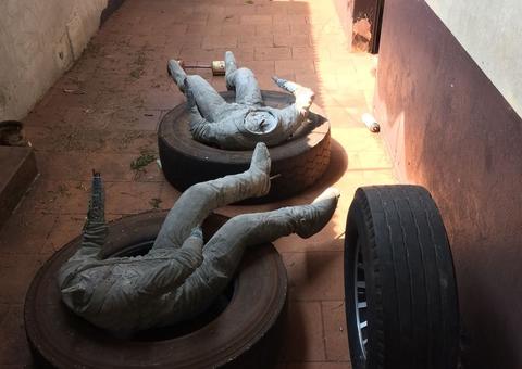 Prefeitura é investigada por irregularidades em licitação de estátuas de Chitãozinho e Xororó 