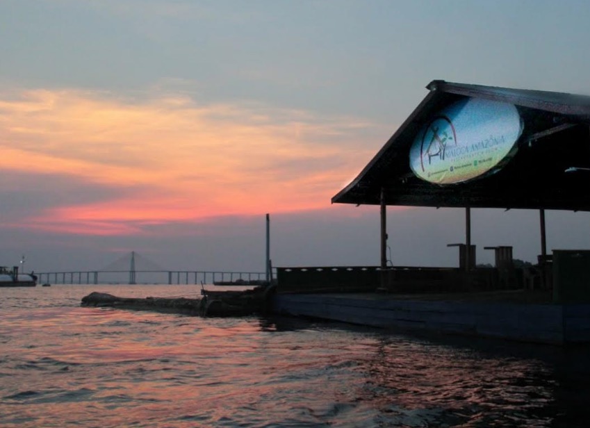 Dj Marcos Batman traz sucessos para o palco do Flutuante Maloca Amazônia