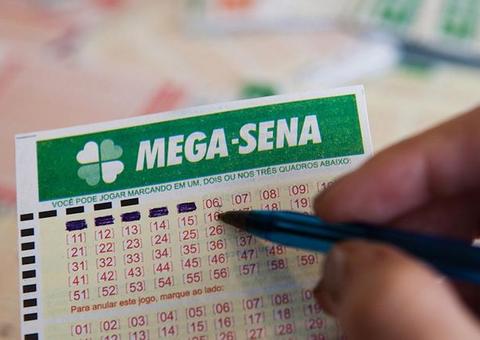 Aposta única acerta Mega-Sena e fatura mais R$ 21,7 milhões