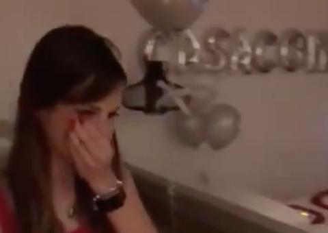  Após escândalo de traição no BBB18, Lucas fica noivo de Ana Lúcia na Tailândia