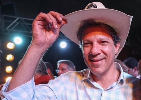 Haddad avança e reduz para 10% diferença contra Jair Bolsonaro, indica pesquisa BTG 