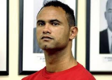  Defesa de ex-goleiro Bruno pede progressão para o regime semiaberto