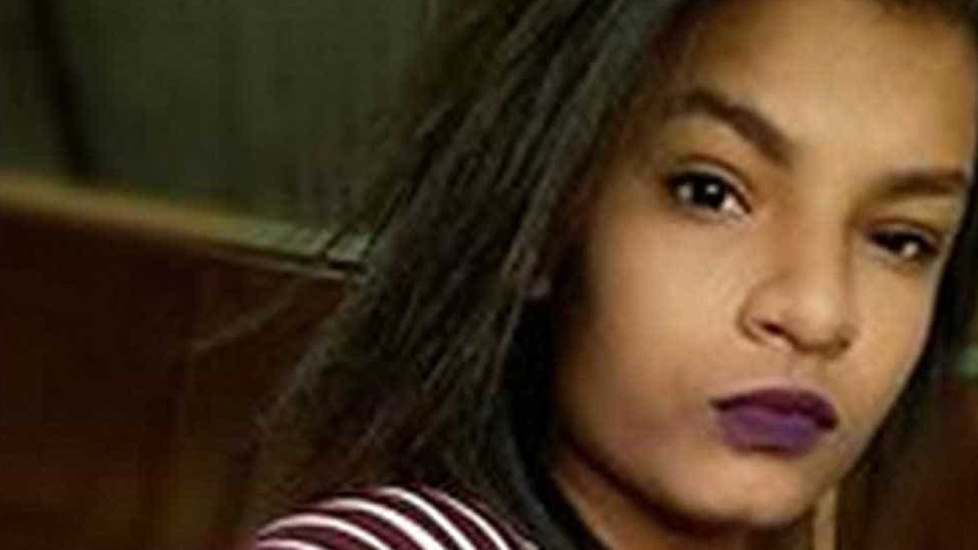 Jovem tenta fazer selfie em cachoeira e morre ao cair de pedra em MG