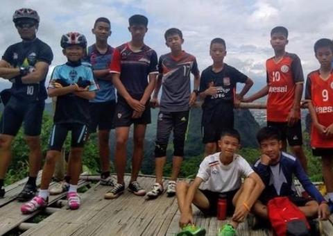 Meninos tailandeses resgatados de caverna vão participar de Jogos Olímpicos na Argentina
