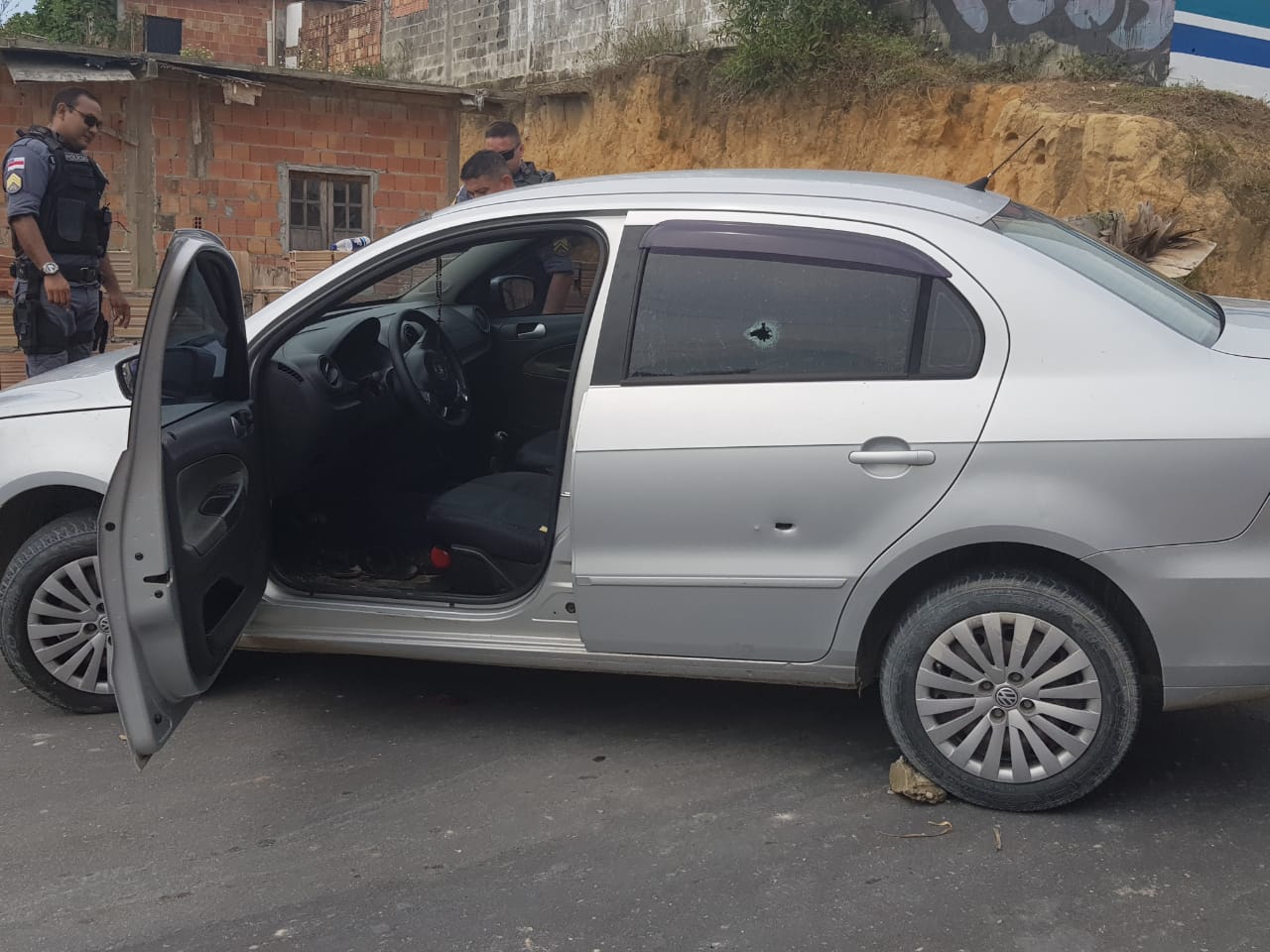 Em Manaus, suspeito de fazer arrastão é baleado durante perseguição policial