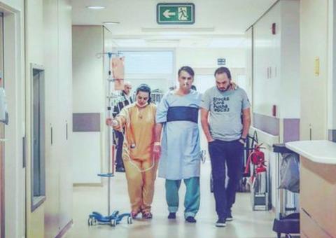 Sem dor e febre, Bolsonaro começa dieta branda