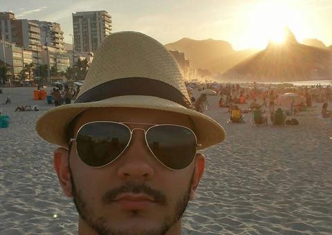 Homem esfaqueado por cantor sertanejo perdeu parte do crânio e está na UTI