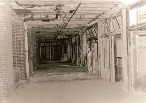 Foto macabra de fantasma em hospital abandonado intriga a todos