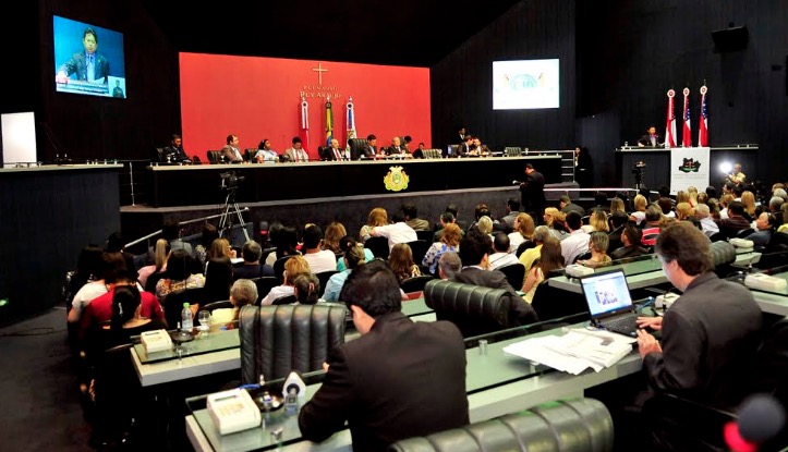 Deputados do Amazonas decidem que não vão trabalhar na próxima semana devido às eleições  