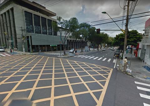 Terceirizado do Manaustrans morre eletrocutado ao instalar semáforo em avenida de Manaus