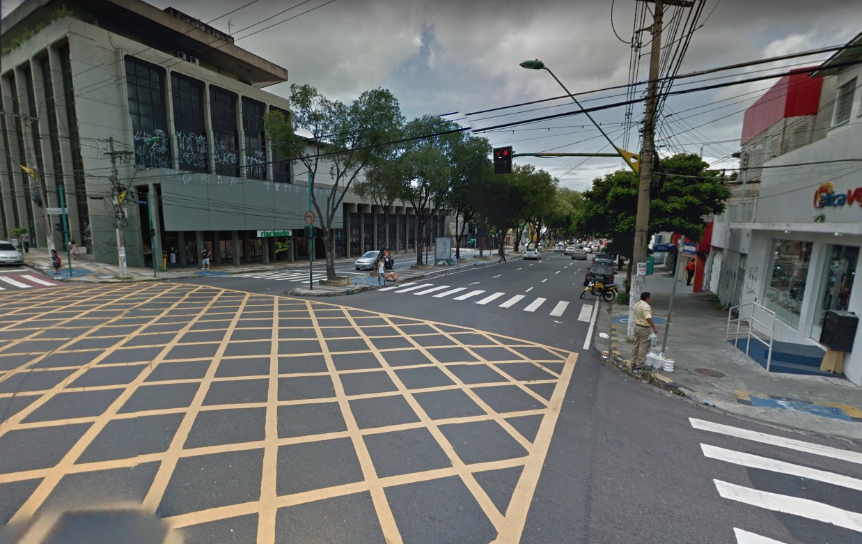 Terceirizado do Manaustrans morre eletrocutado ao instalar semáforo em avenida de Manaus