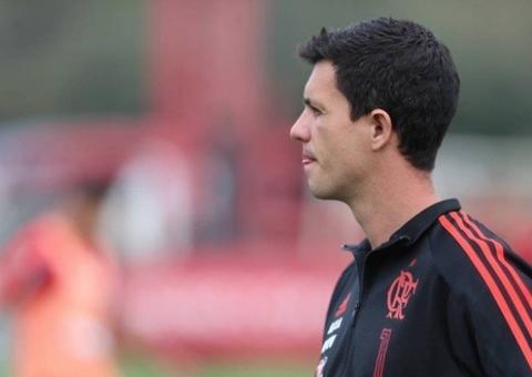 Flamengo demite Maurício Barbieri
