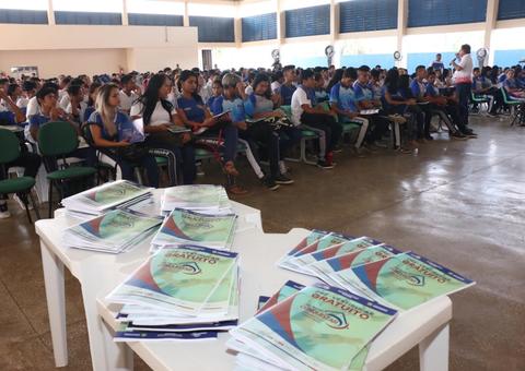 Seduc promove 'aulão' de revisão, preparando estudantes para o vestibular e Enem