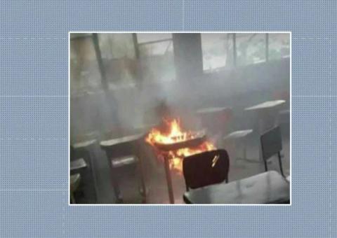 Aluno coloca fogo em prova e quase incendeia escola, veja vídeo
