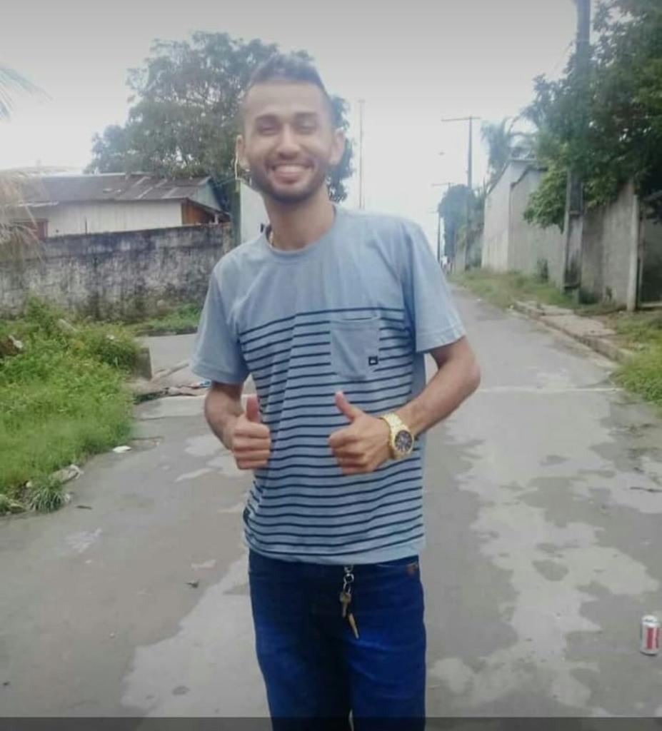 Mototaxista sai de casa para comprar lanche e é executado com oito tiros em Manaus