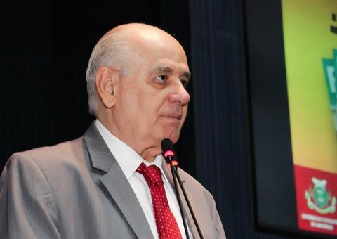 Serafim critica novo decreto de Temer: 'Ele deu um bombonzinho para a bancada do Amazonas'