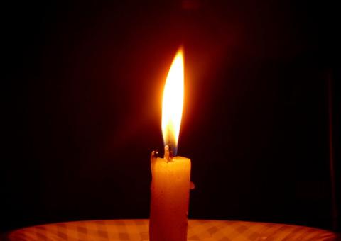 Bairros de Manaus ficam sem energia na noite desta sexta