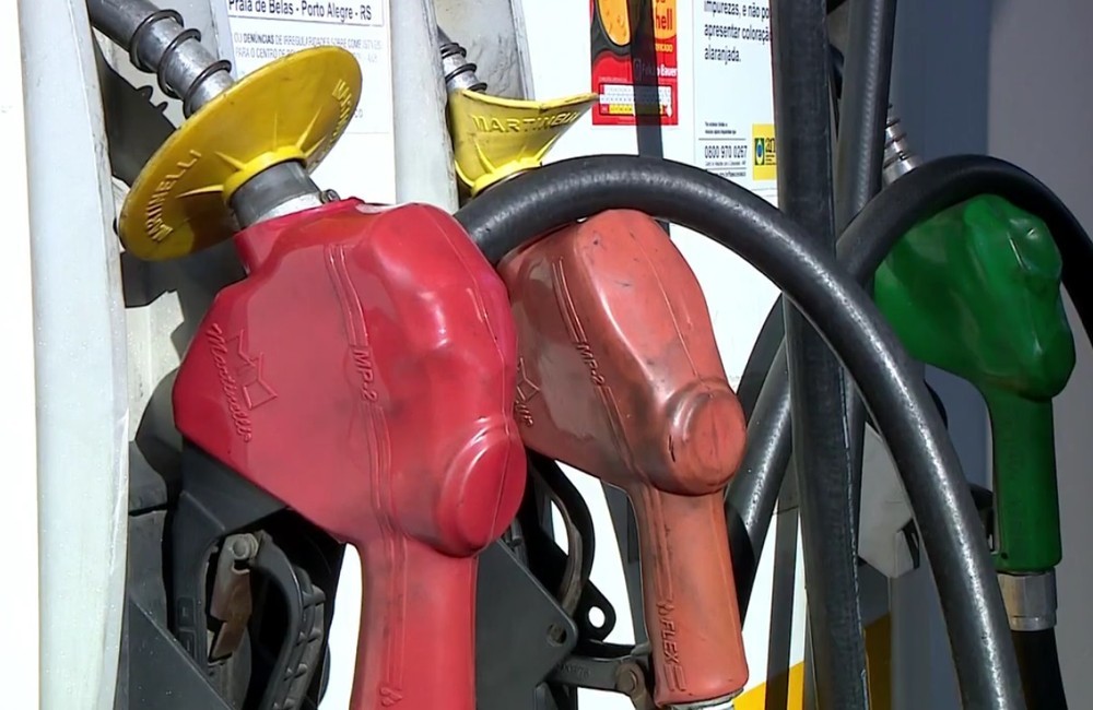  Diesel da Petrobras subirá 2,8% nas refinarias a partir deste domingo