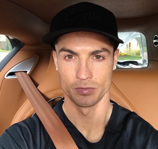 Cristiano Ronaldo reage à acusação de estupro divulgada por revista alemã