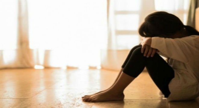 Após denunciar padrasto, garota filma estupro para provar à mãe que falava verdade