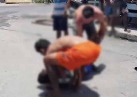 Homem é alvejado a tiros e atropelado por criminosos em Manaus, vídeo