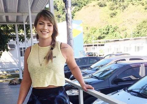 Após engordar e emagrecer, ex-BBB Fani cobra por palestra motivacional