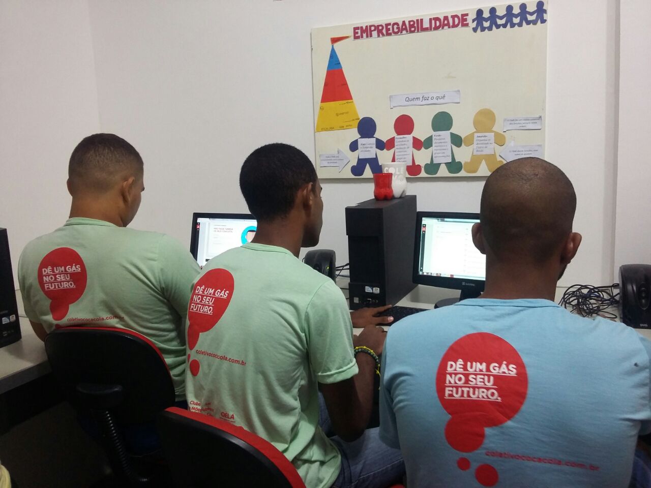  Coletivo Jovem tem últimas vagas para cursos gratuitos em Manaus