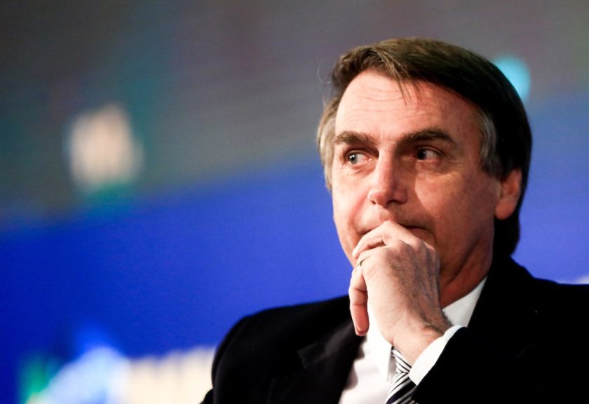 Bolsonaro já tem roteiros de vídeos prontos para segundo turno