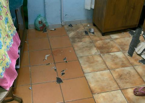 Bebê é jogado pela janela e pai se fere ao tentar resgatá-lo