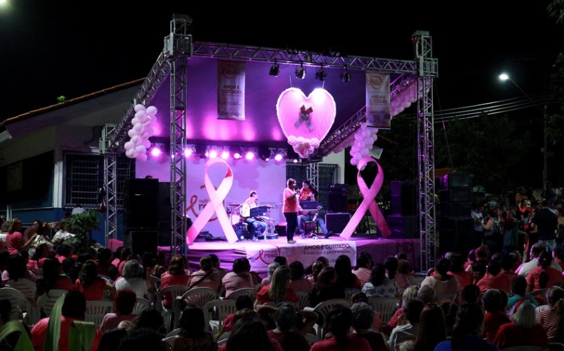 Consultas e exames gratuitos marcam campanha 'Outubro Rosa' em Manaus