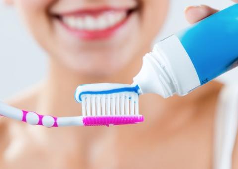 Conheça 7 utilidades curiosas da pasta de dente