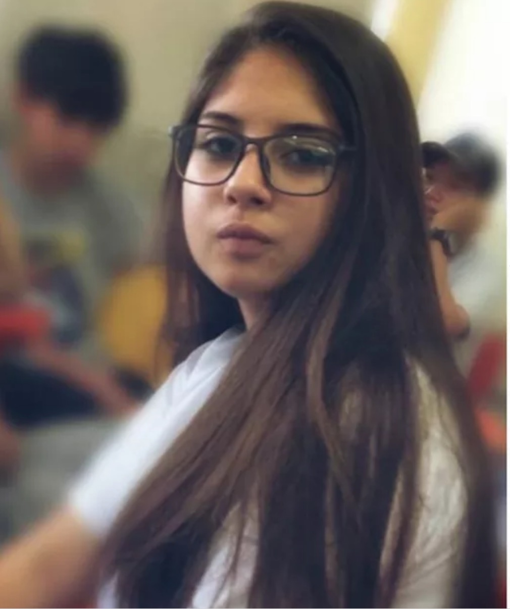 Homem preso por estuprar a filha deixa cadeia e mata a vítima