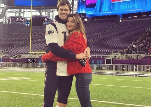Gisele Bündchen diz que foi difícil ao saber da gravidez da ex-namorada de Tom Brady