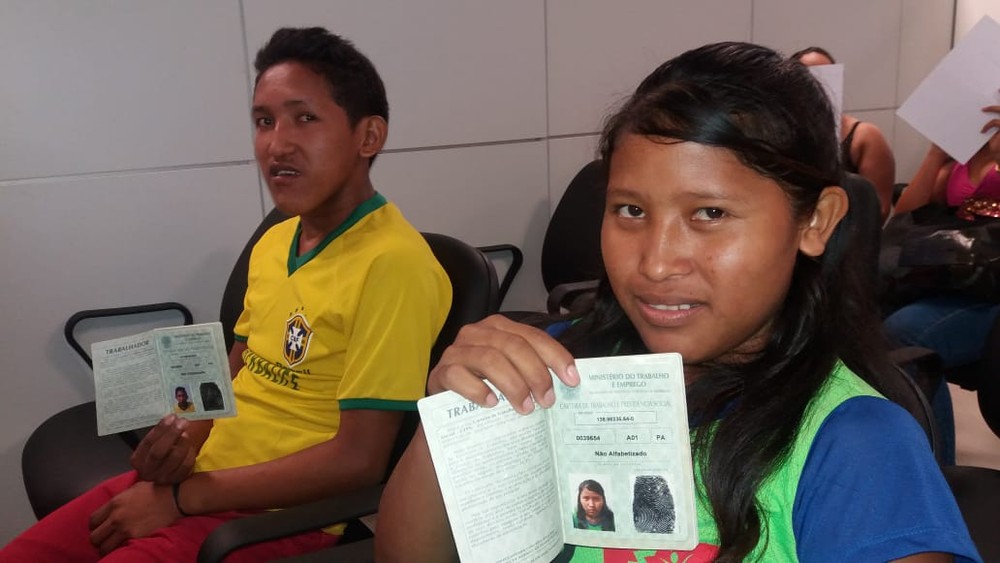 Mais de 14,3 mil venezuelanos tiraram carteira de trabalho no Brasil