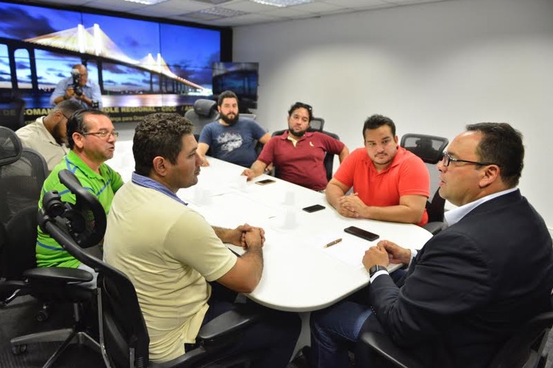Secretário reúne com motoristas de aplicativos para tratar sobre segurança em Manaus